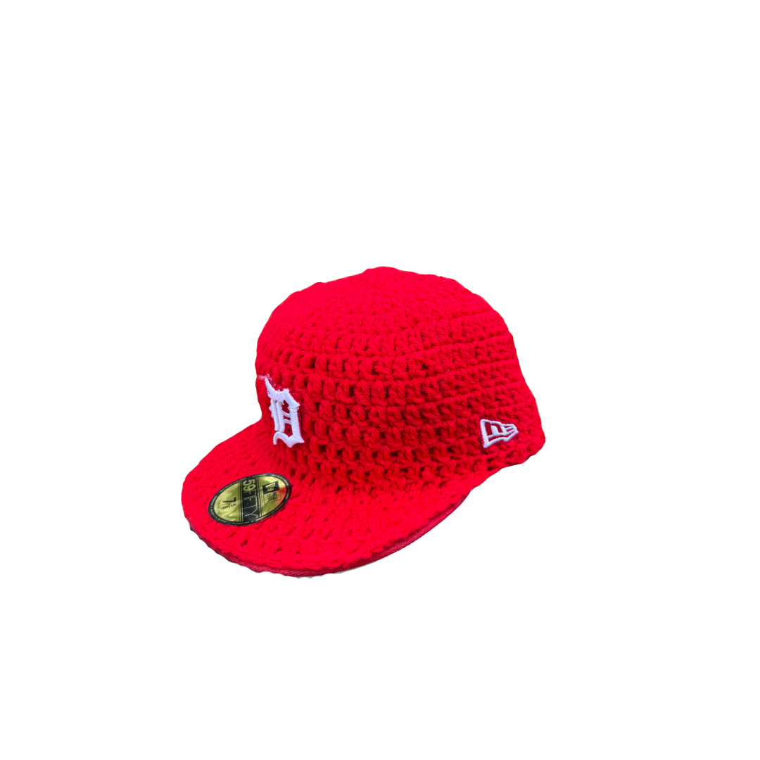 rED “dETROIT” fITTED cAP