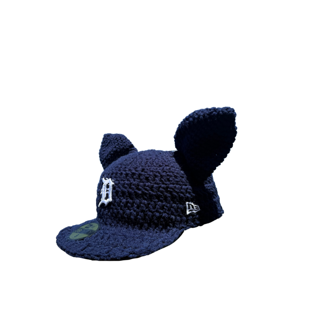 nAVY “dETROIT” fITTED cAP